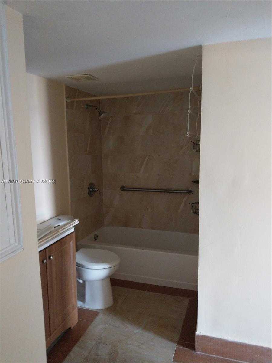 Small Image of 4713 NORTH WEST 7TH ST #308-1, Miami Number 18