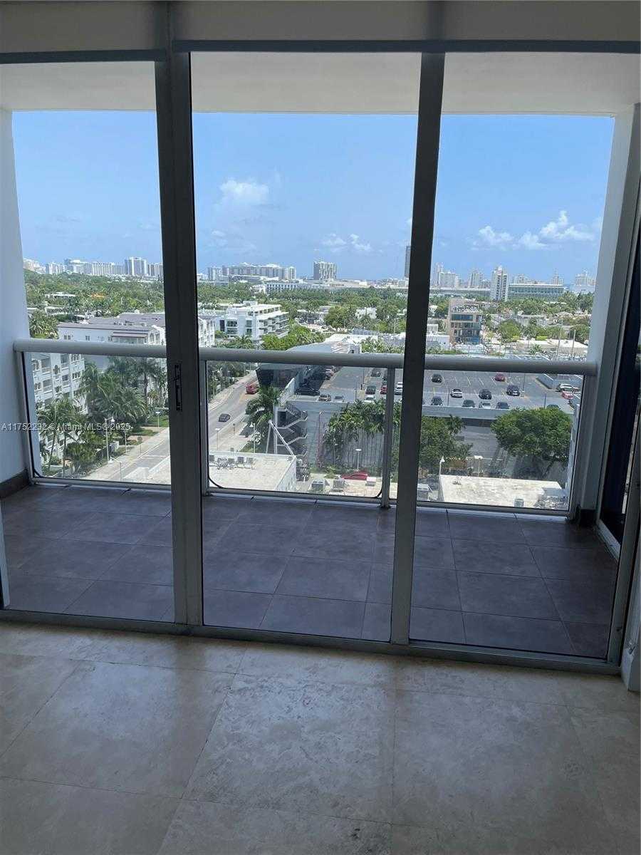 Small Image of 1900 #1209, Miami Beach Number 34