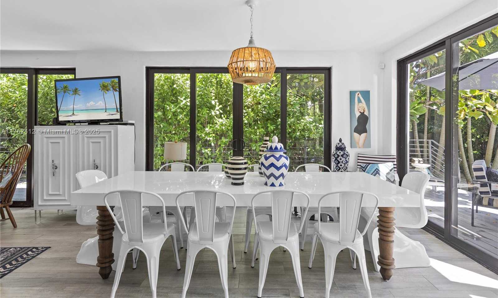 Small Image of 1210 NORTH EAST 89TH ST, Miami Number 12