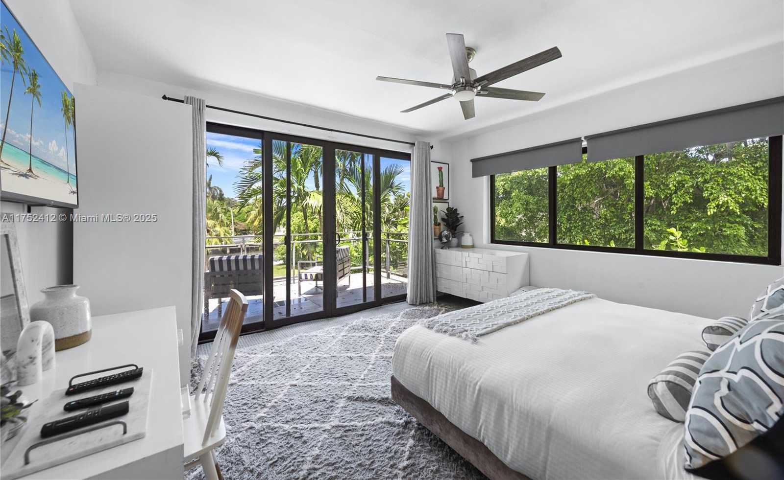 Small Image of 1210 NORTH EAST 89TH ST, Miami Number 21