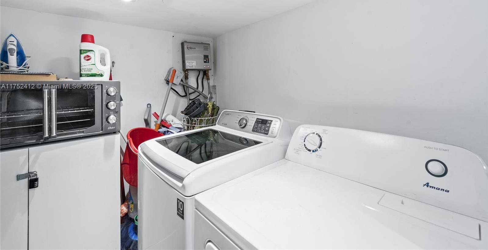 Small Image of 1210 NORTH EAST 89TH ST, Miami Number 31