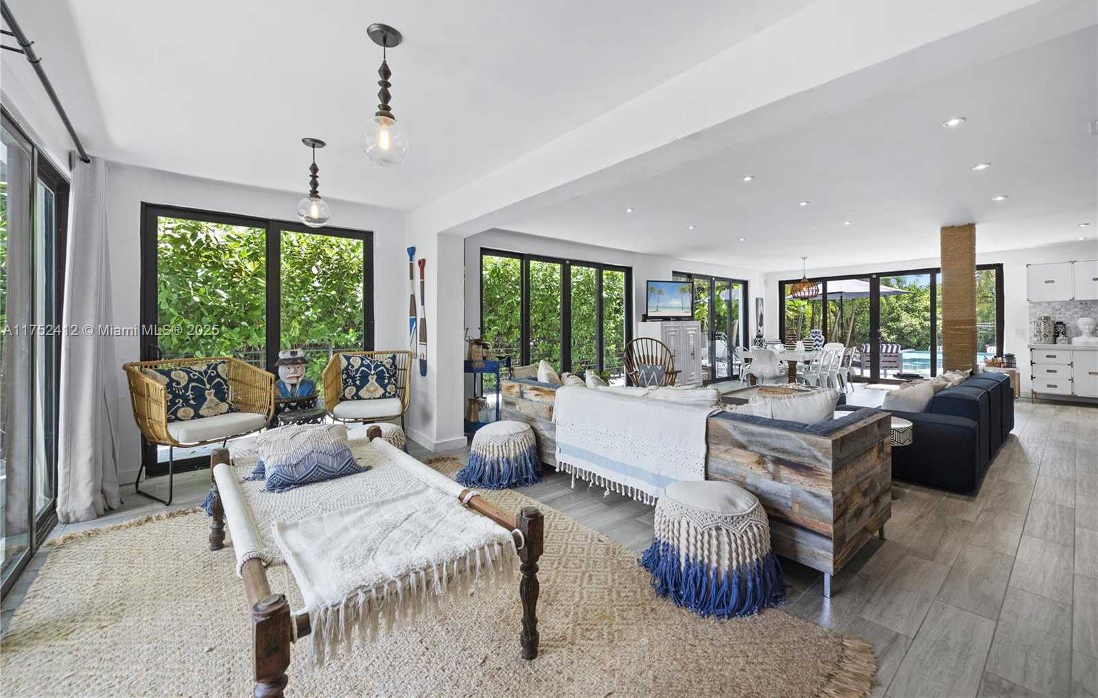 Small Image of 1210 NORTH EAST 89TH ST, Miami Number 9
