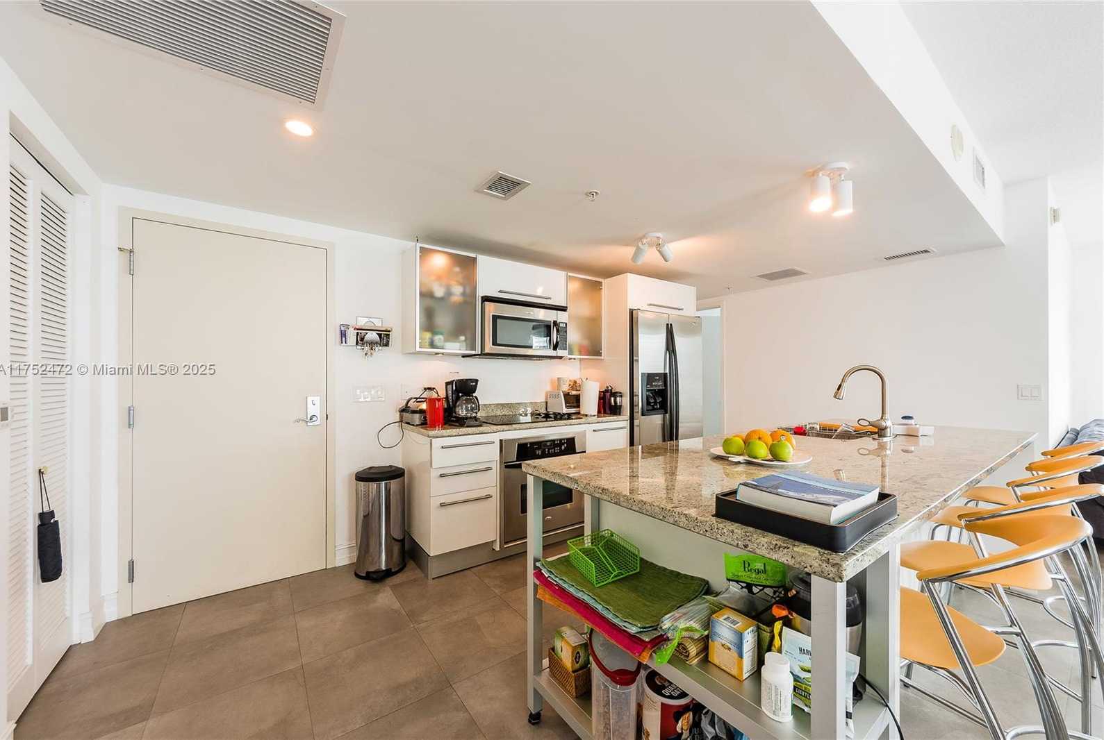 Small Image of 185 SOUTH WEST 7 ST #2311, Miami Number 6