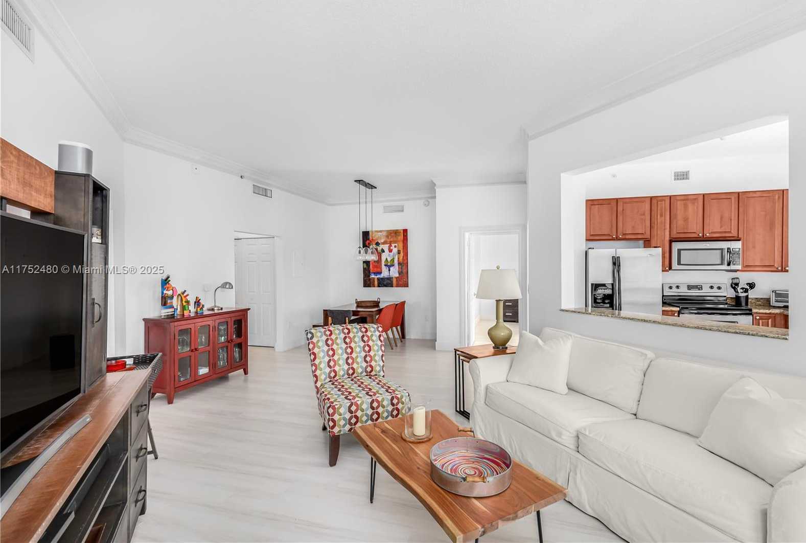 Small Image of 3001 NORTH EAST 185TH ST #329, Aventura Number 4