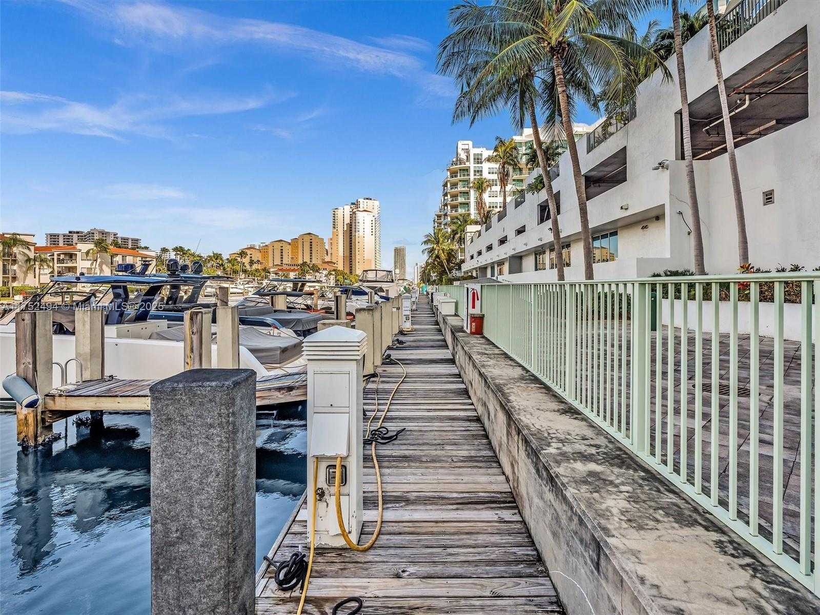 Small Image of 3029 NORTH EAST 188TH ST #617, Aventura Number 22