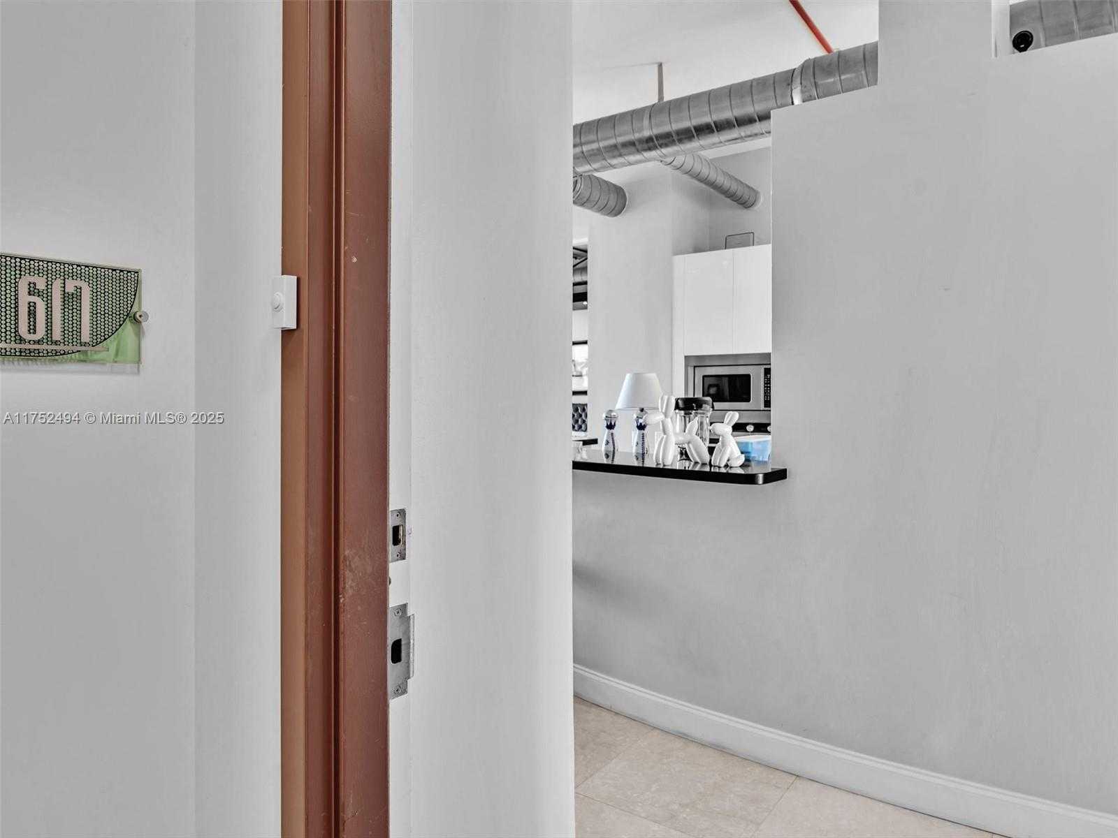 Small Image of 3029 NORTH EAST 188TH ST #617, Aventura Number 29