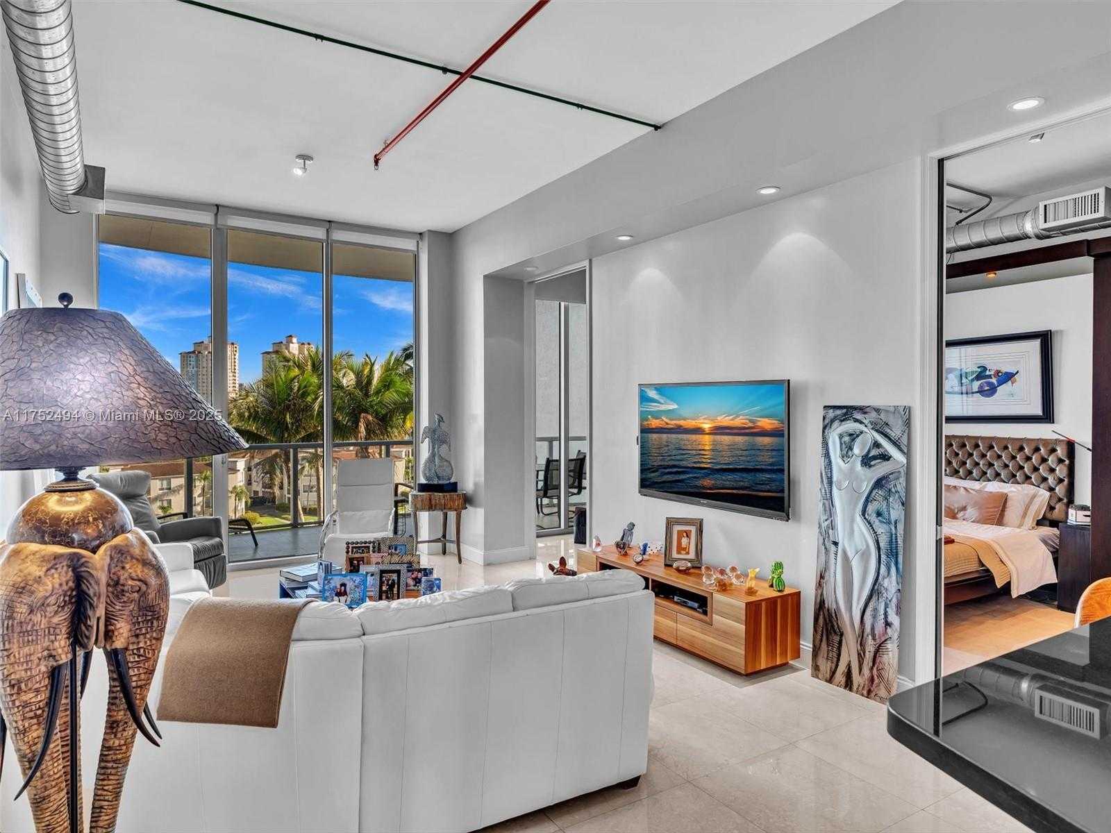 Small Image of 3029 NORTH EAST 188TH ST #617, Aventura Number 39