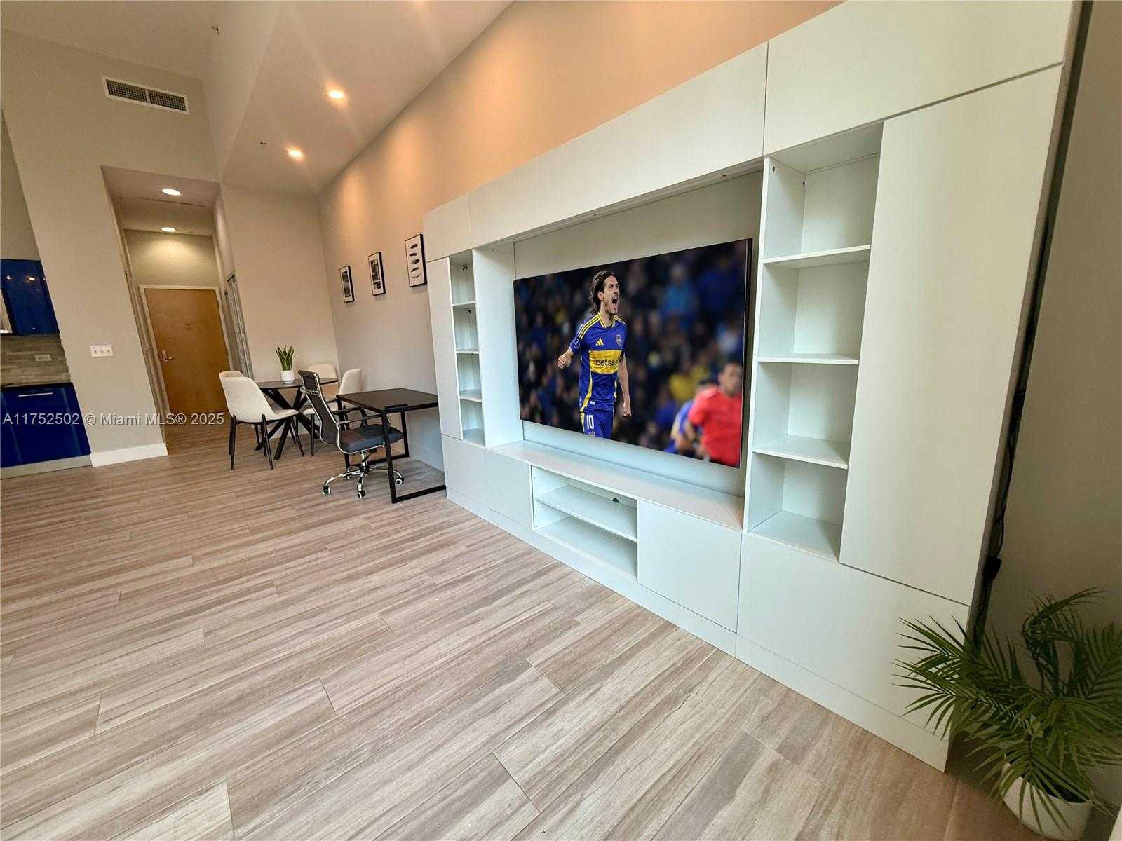 Small Image of 253 NORTH EAST 2ND ST #316, Miami Number 5