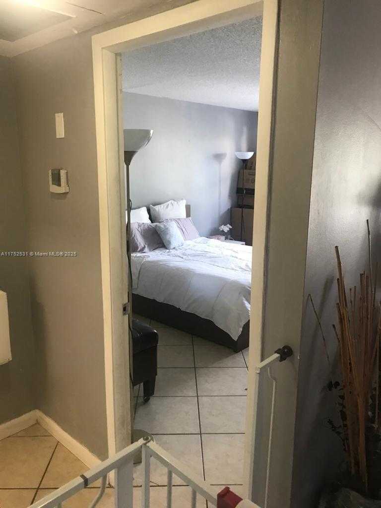 Small Image of 9301 SOUTH WEST 92ND AVE #308C, Miami Number 13