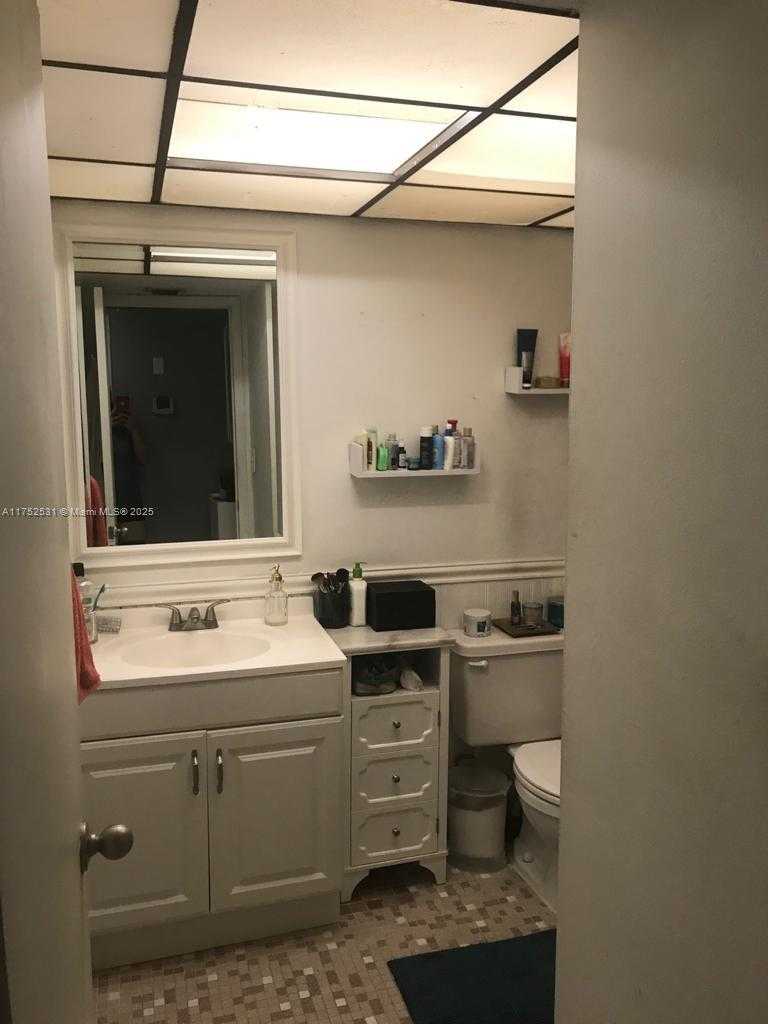 Small Image of 9301 SOUTH WEST 92ND AVE #308C, Miami Number 16