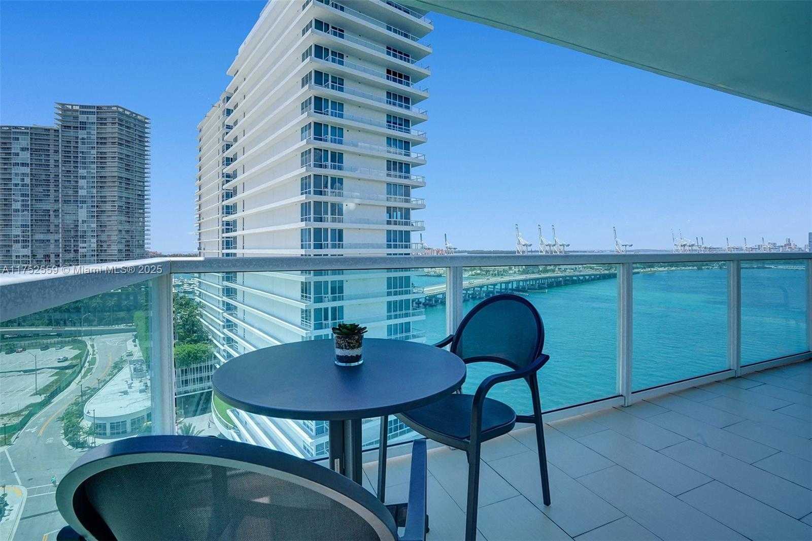 Small Image of 650 WEST AVE #1602, Miami Beach Number 12