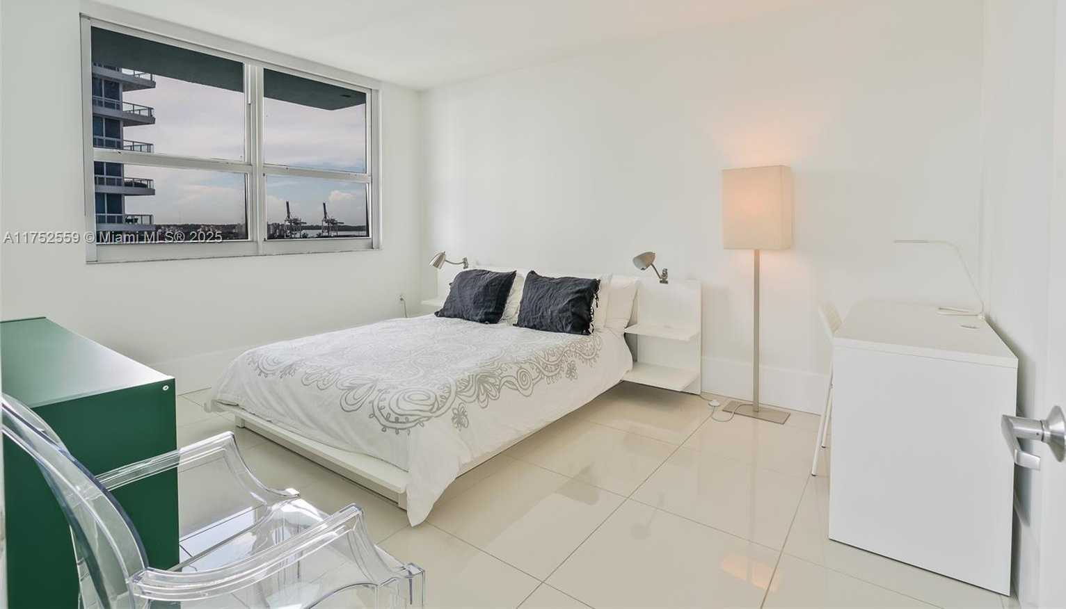 Small Image of 650 WEST AVE #1602, Miami Beach Number 18