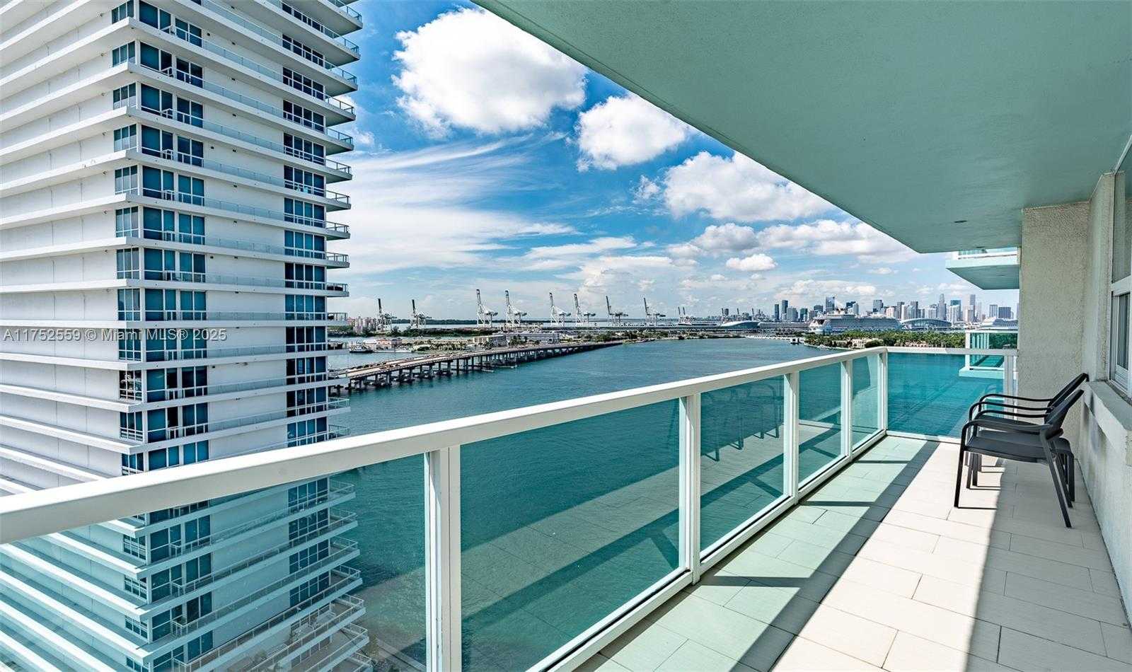 Small Image of 650 WEST AVE #1602, Miami Beach Number 2