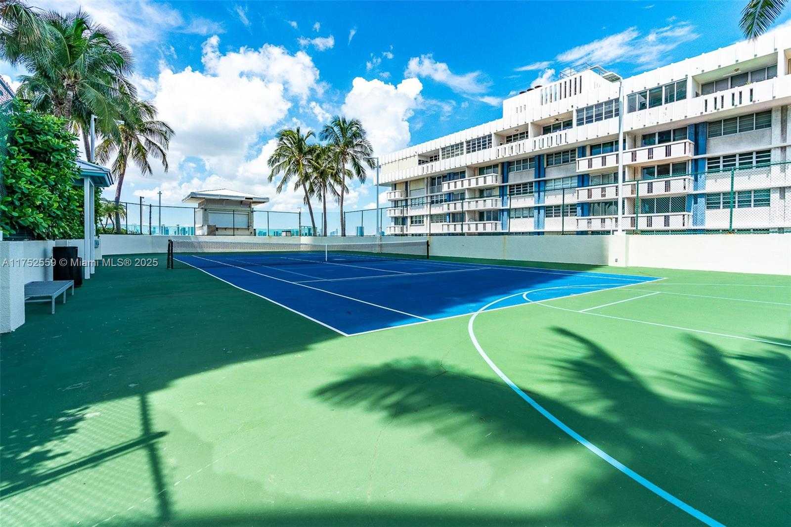 Small Image of 650 WEST AVE #1602, Miami Beach Number 30