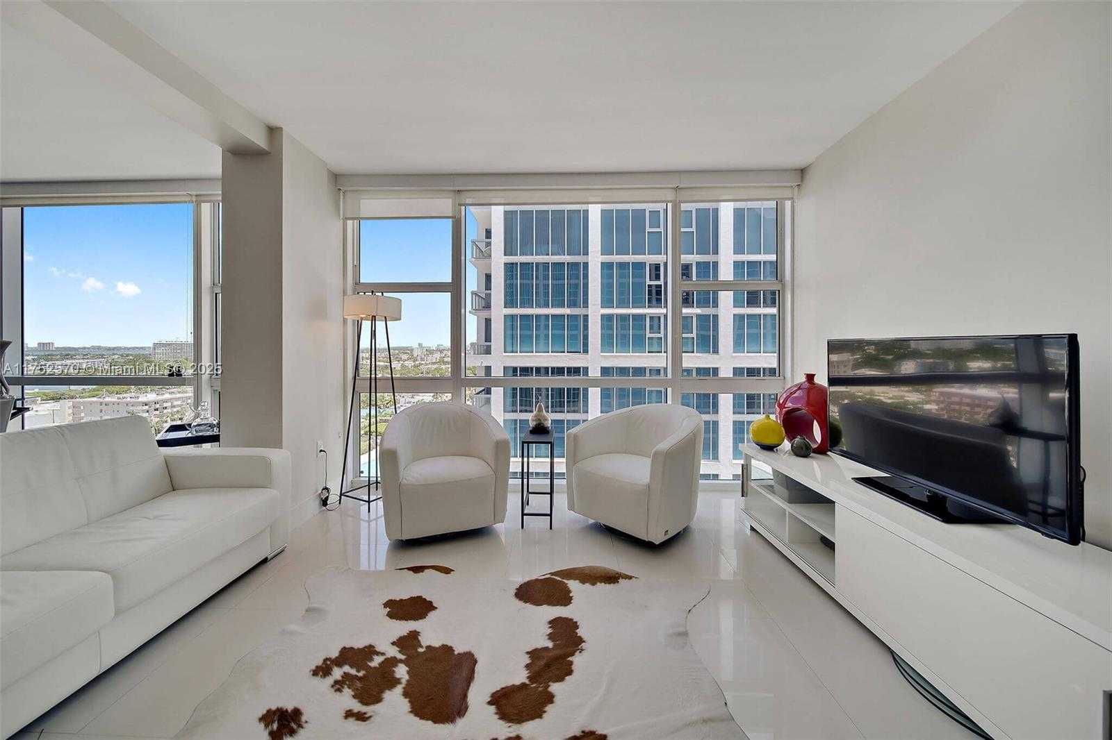 Small Image of 6801 Collins Ave, Miami Beach, FL 33141, USA Number 14