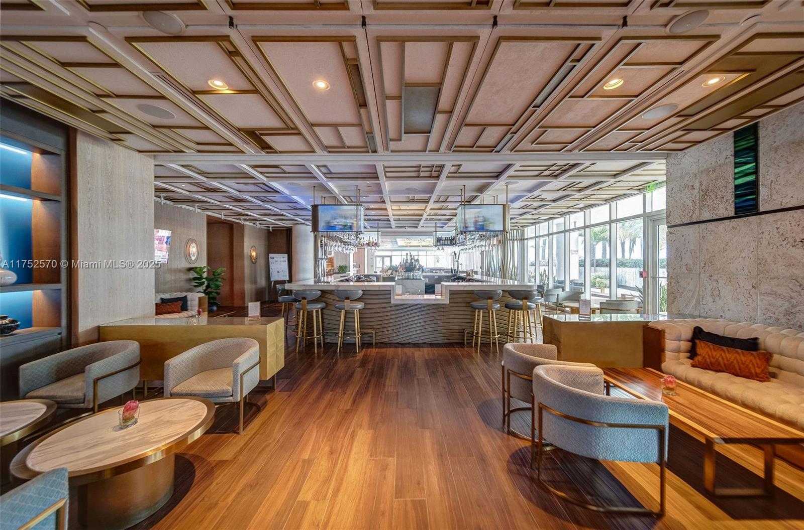 Small Image of 6801 Collins Ave, Miami Beach, FL 33141, USA Number 38