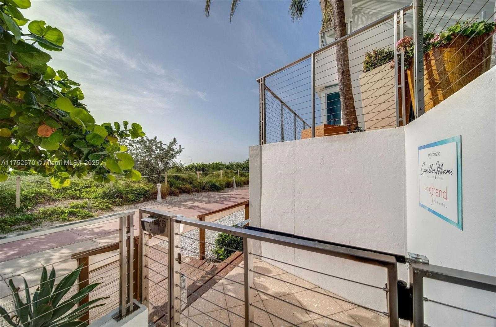 Small Image of 6801 Collins Ave, Miami Beach, FL 33141, USA Number 39