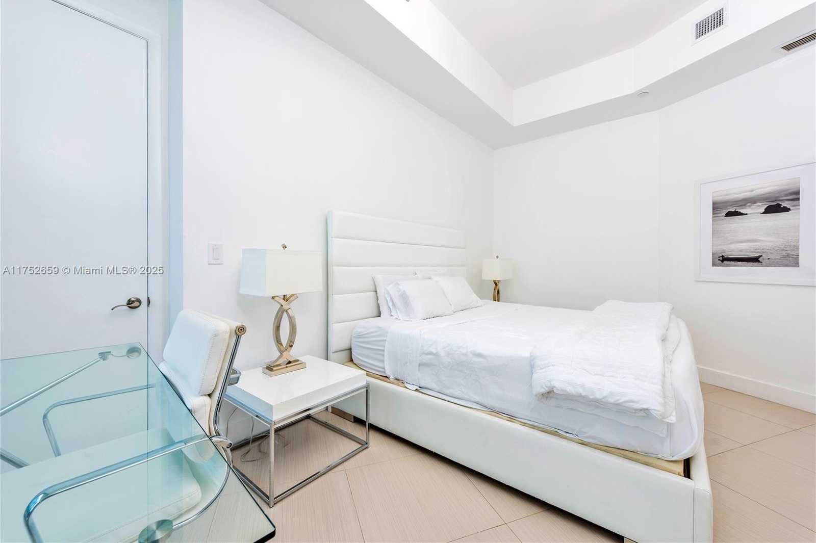 Small Image of 15811 COLLINS AVE #3407, Sunny Isles Beach Number 17