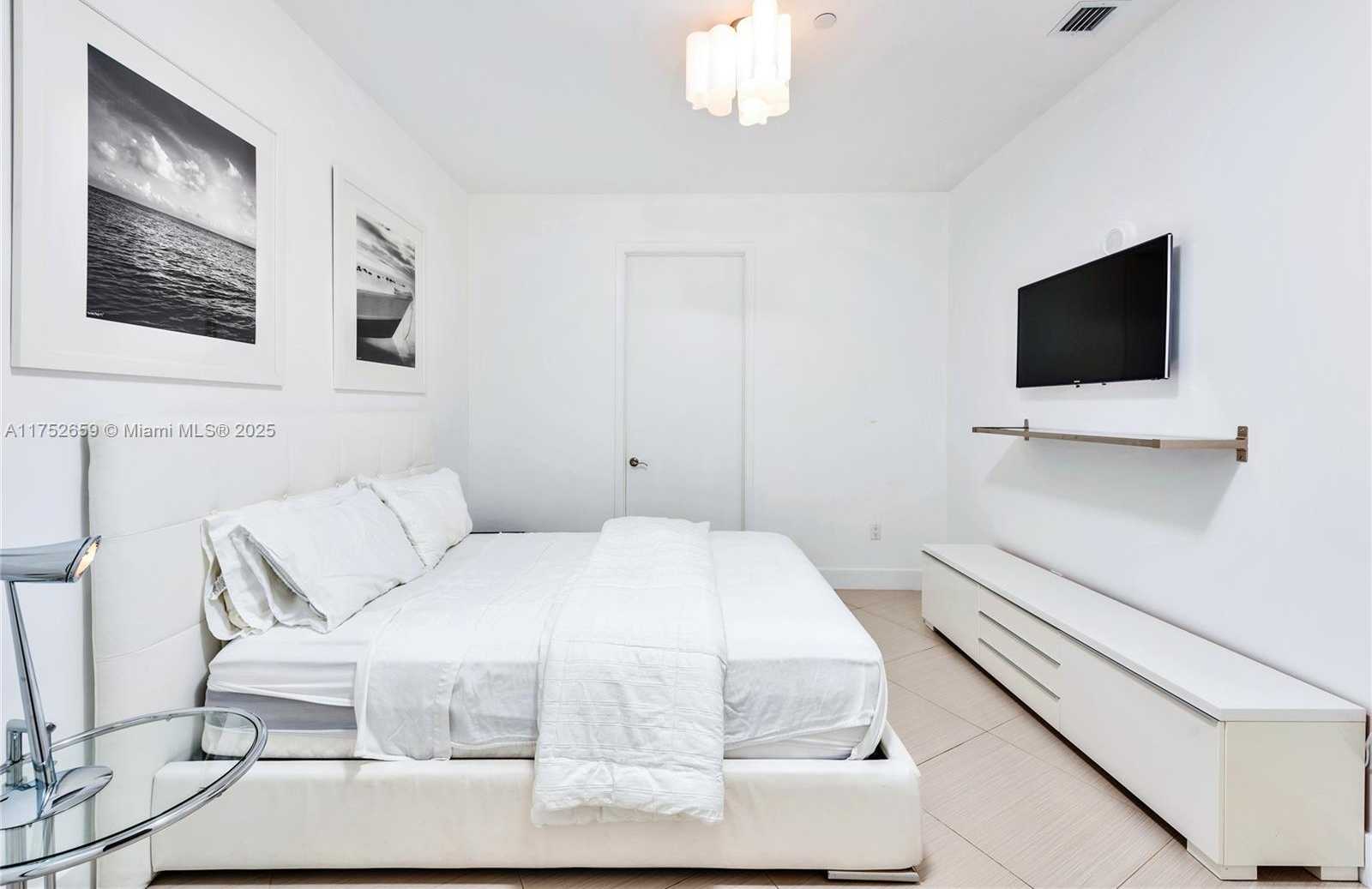 Small Image of 15811 COLLINS AVE #3407, Sunny Isles Beach Number 19