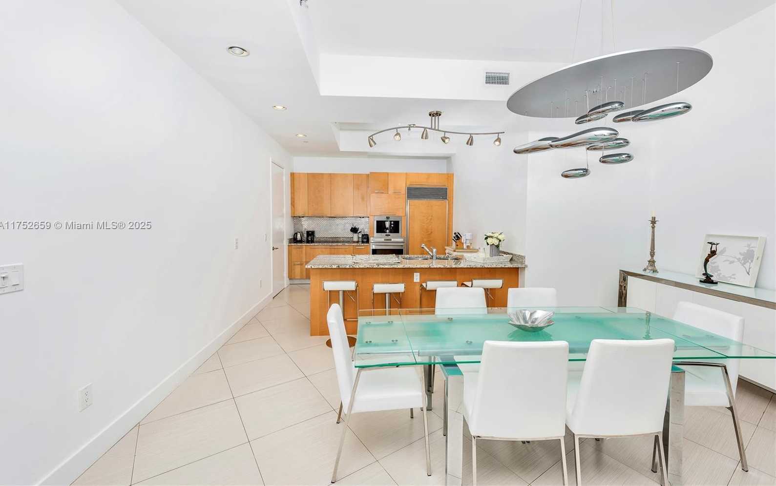 Small Image of 15811 COLLINS AVE #3407, Sunny Isles Beach Number 5
