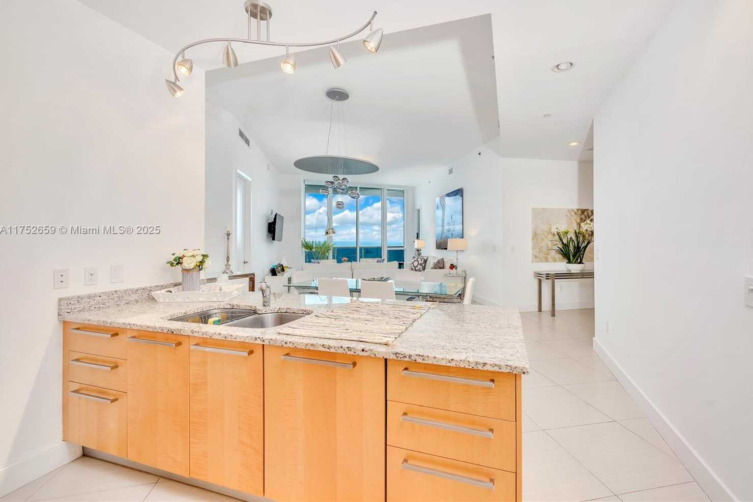 Small Image of 15811 COLLINS AVE #3407, Sunny Isles Beach Number 7