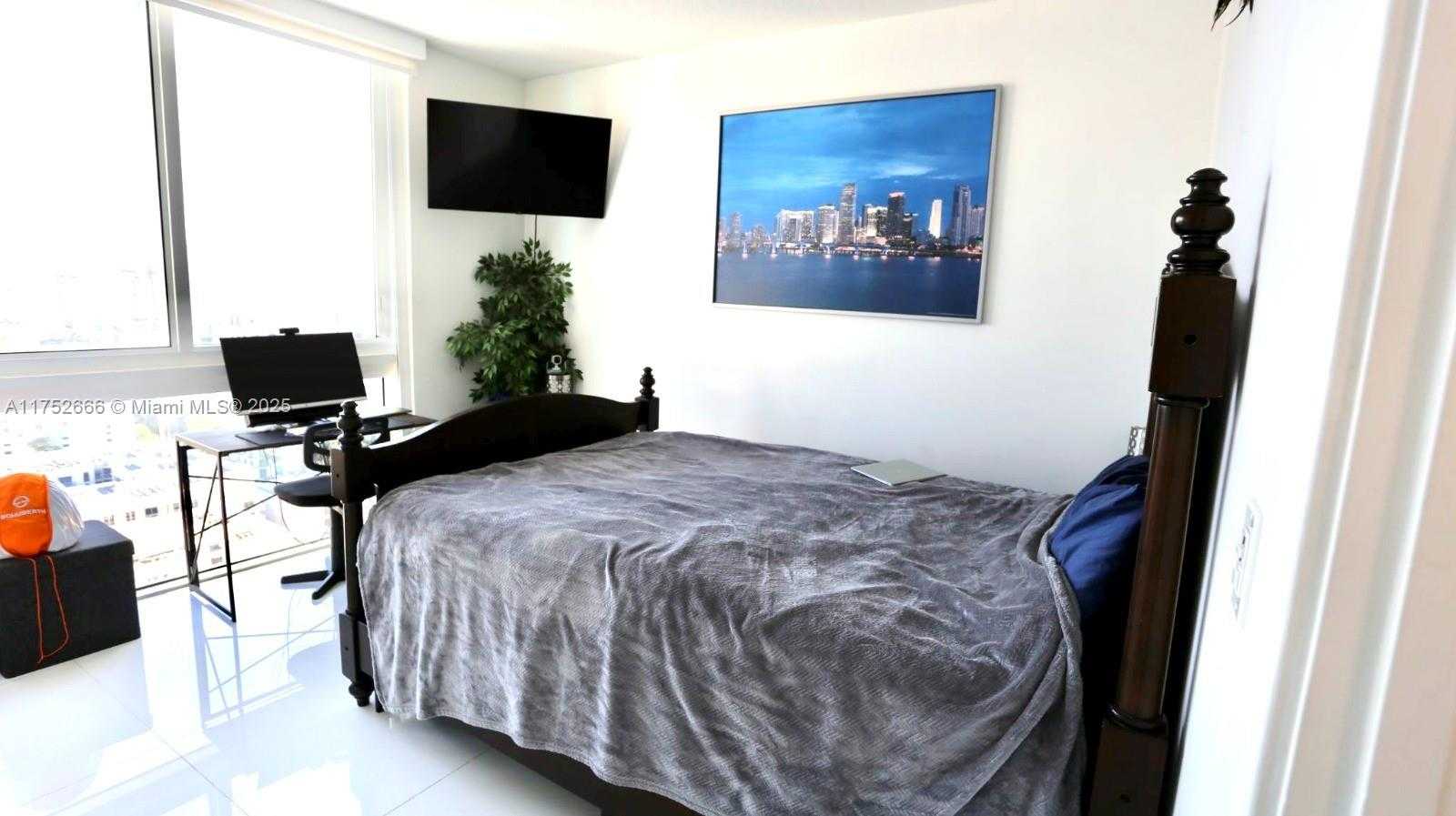 Small Image of 600 NORTH EAST 27TH ST #2605, Miami Number 10