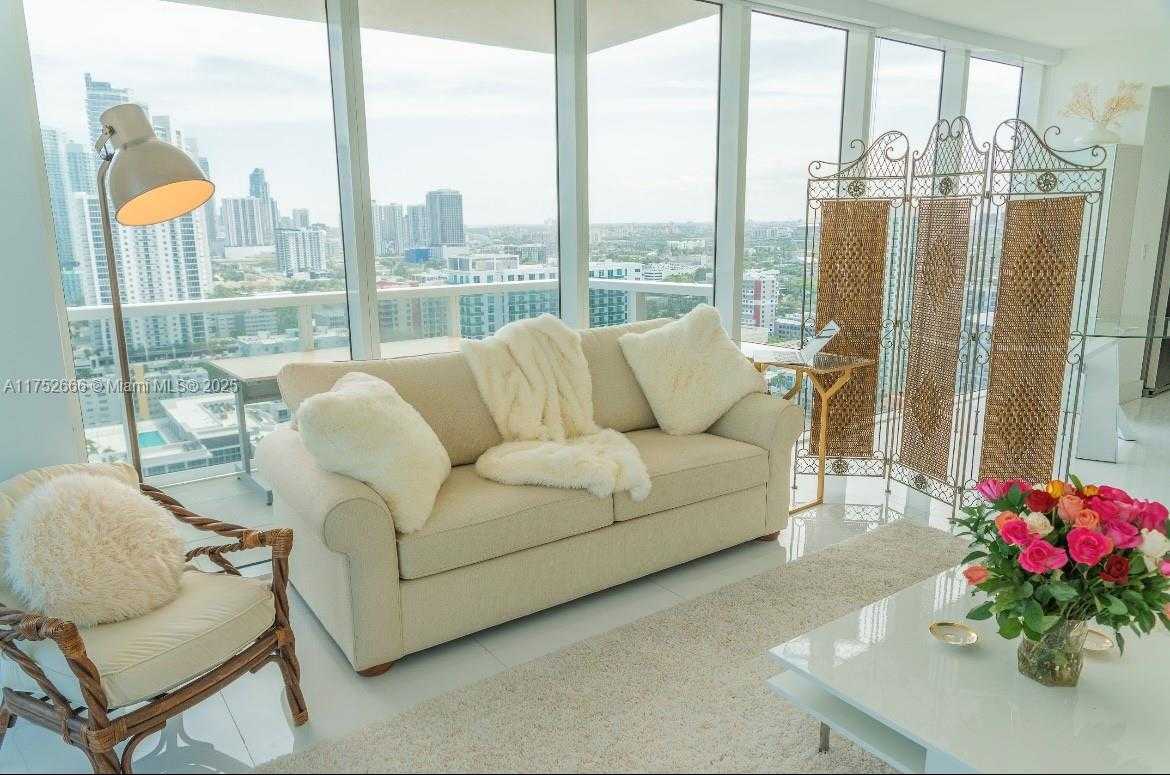 Small Image of 600 NORTH EAST 27TH ST #2605, Miami Number 3