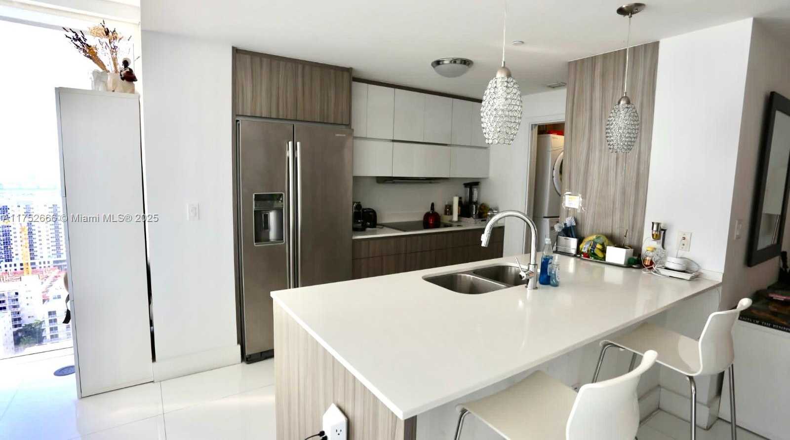 Small Image of 600 NORTH EAST 27TH ST #2605, Miami Number 7