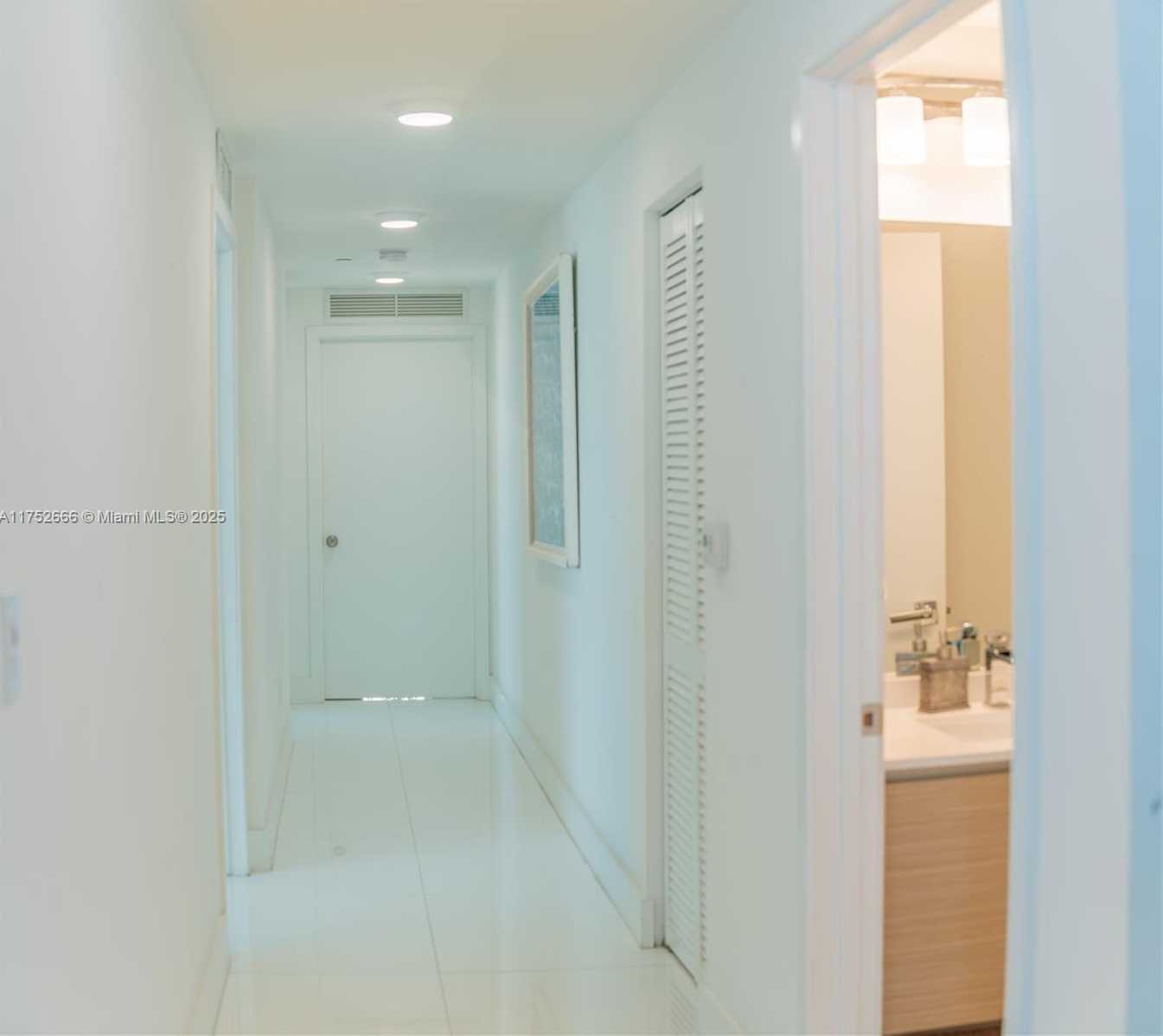 Small Image of 600 NORTH EAST 27TH ST #2605, Miami Number 9