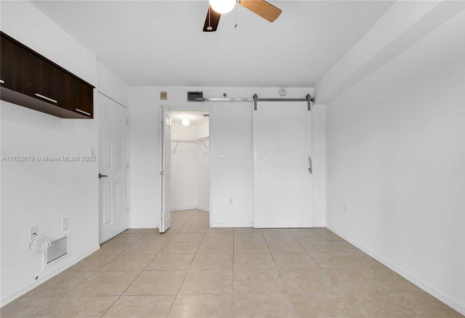 Small Image of 2415 NW 16th St Rd, Miami, FL 33125, USA Number 20