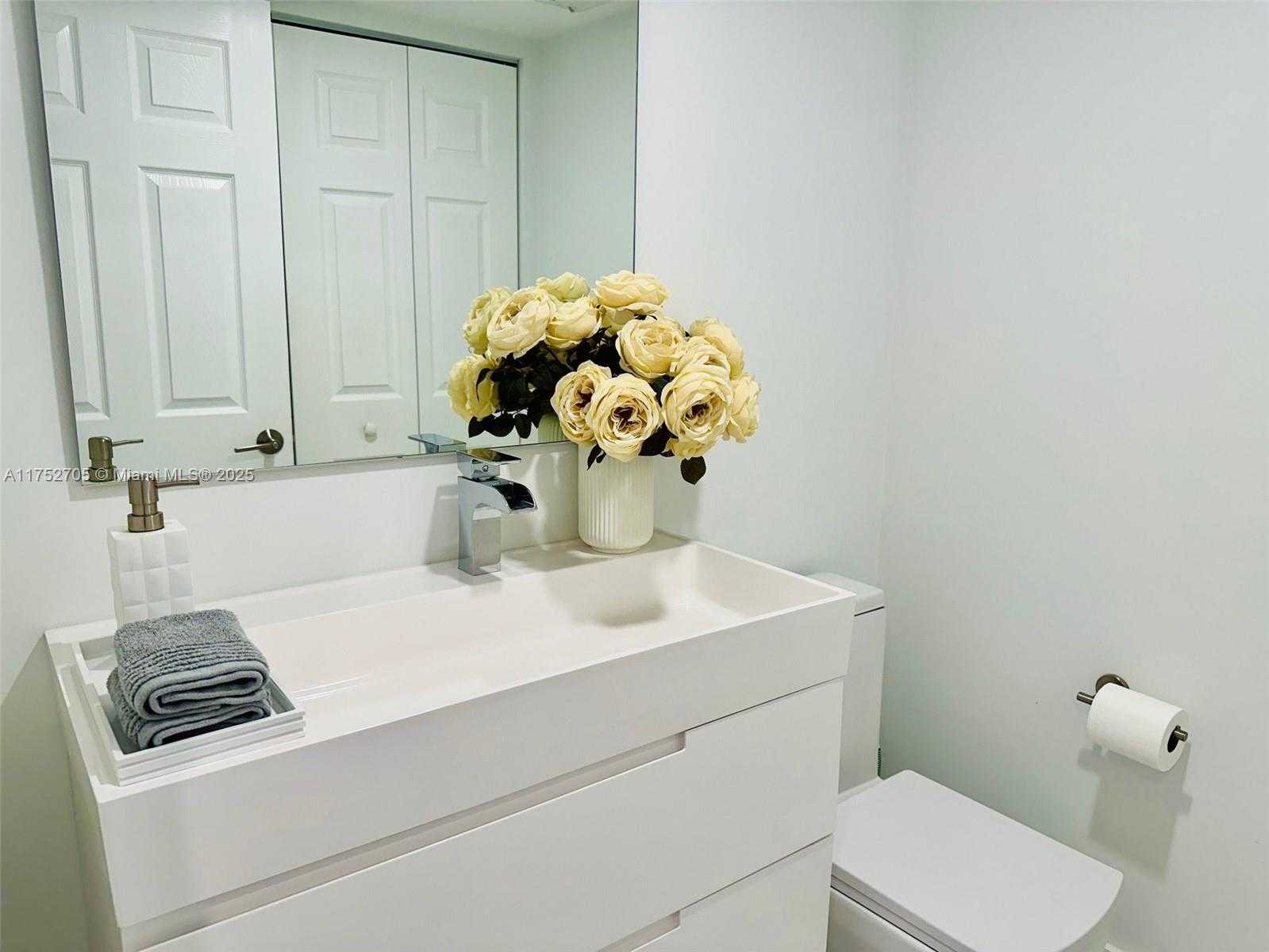 Small Image of 19101 NORTH EAST 36TH CT #1911, Aventura Number 15