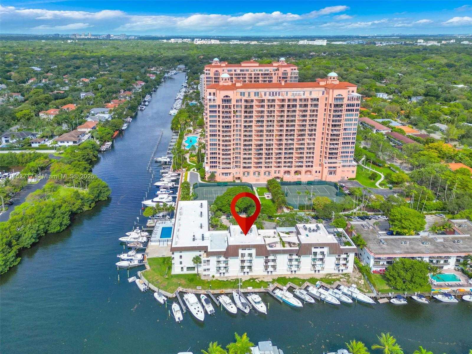 Small Image of 6901 EDGEWATER DR #315, Coral Gables Number 31