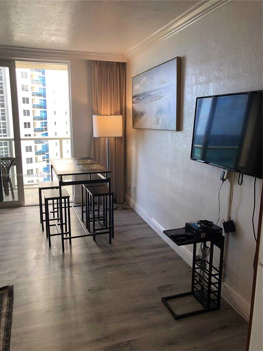 Small Image of 19201 COLLINS AVE #806, Sunny Isles Beach Number 13