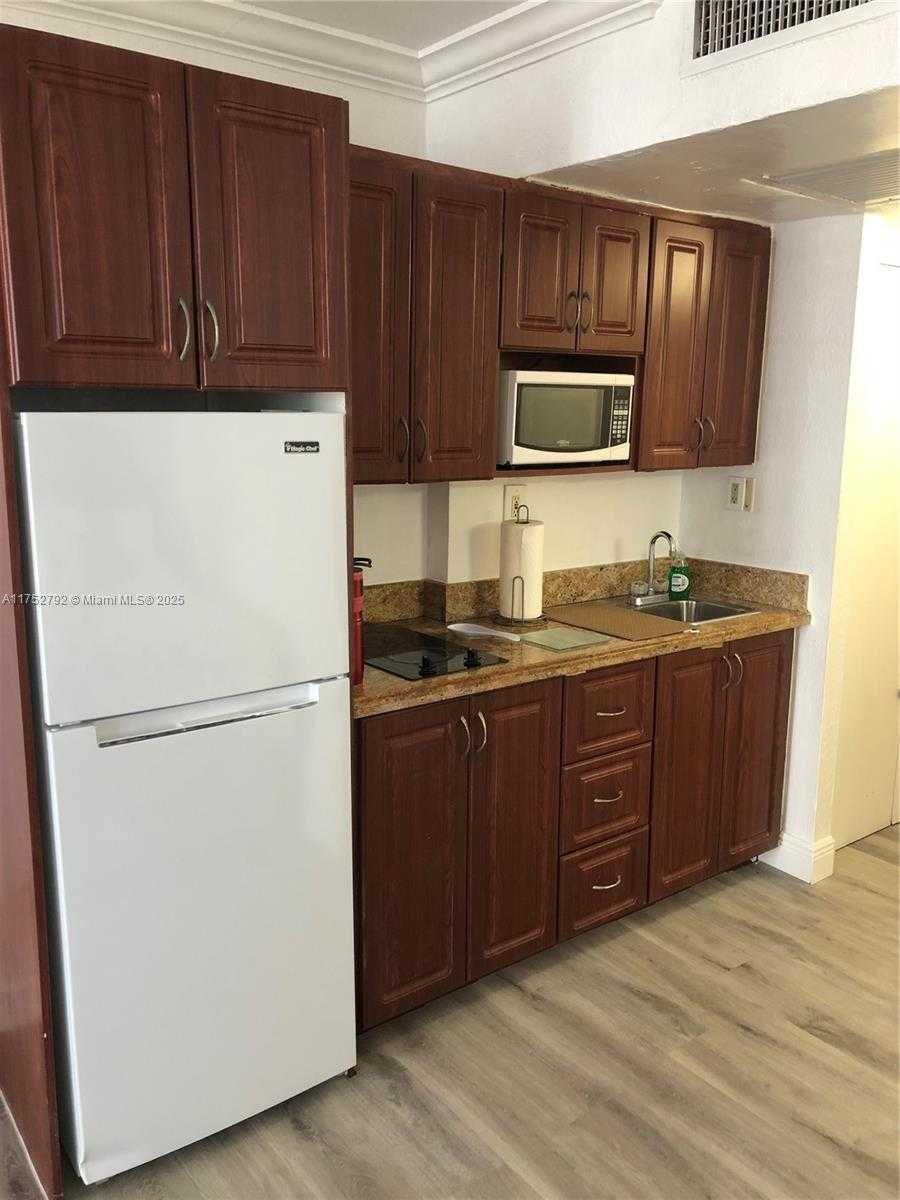 Small Image of 19201 COLLINS AVE #806, Sunny Isles Beach Number 8