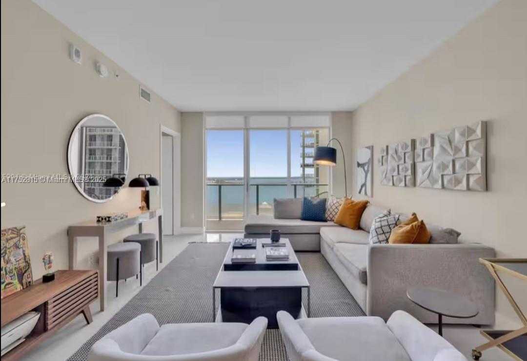 Small Image of 1300 BRICKELL BAY DR #2208, Miami Number 2