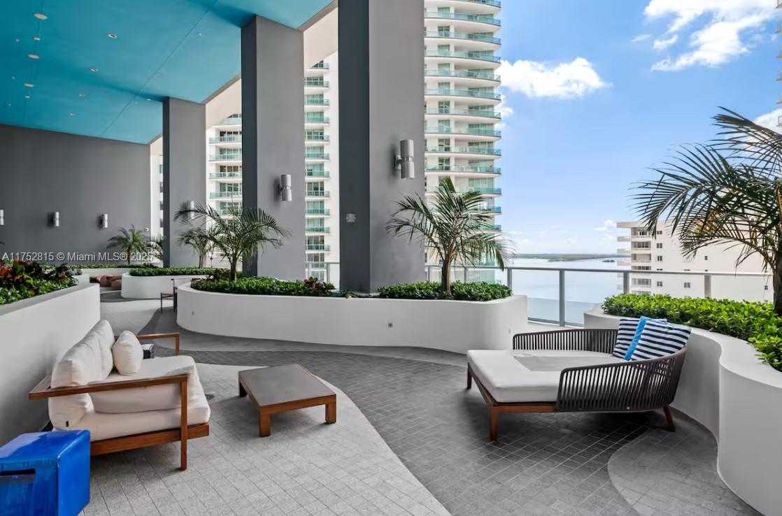 Small Image of 1300 BRICKELL BAY DR #2208, Miami Number 25