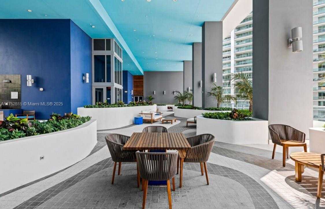 Small Image of 1300 BRICKELL BAY DR #2208, Miami Number 26