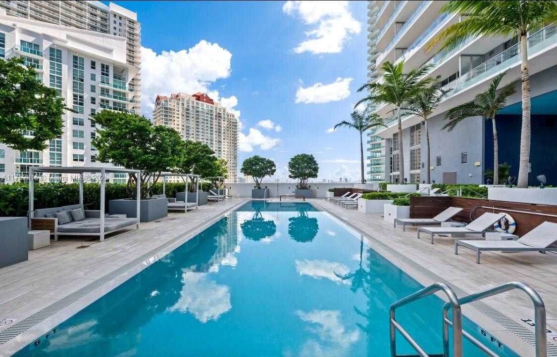 Small Image of 1300 BRICKELL BAY DR #2208, Miami Number 30
