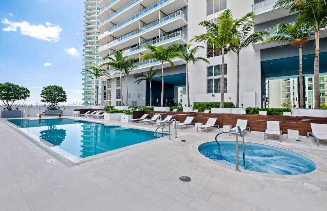Small Image of 1300 BRICKELL BAY DR #2208, Miami Number 31