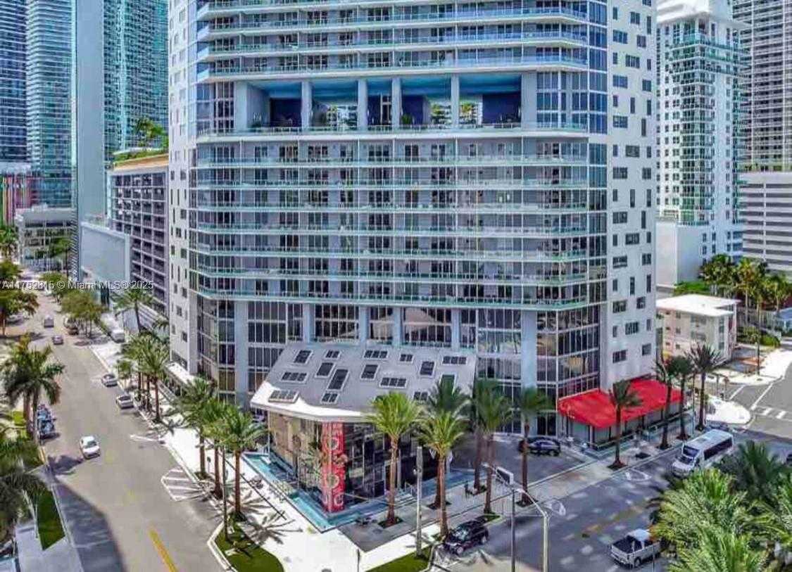 Small Image of 1300 BRICKELL BAY DR #2208, Miami Number 46