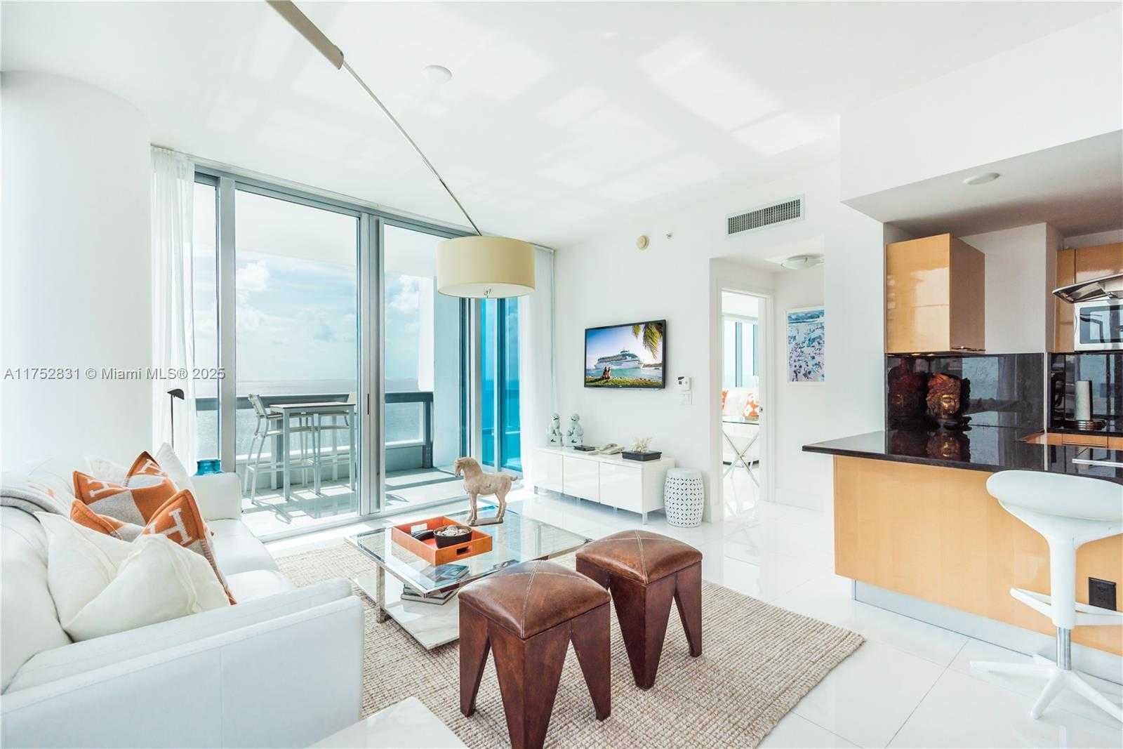 Small Image of 6899 COLLINS AVE #1605, Miami Beach Number 2