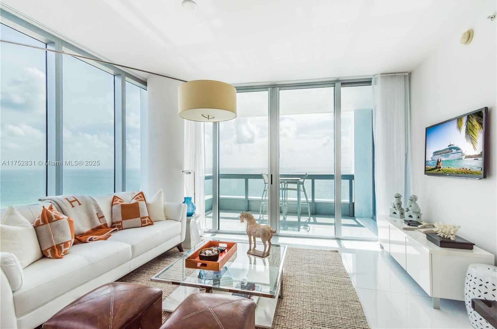 Small Image of 6899 COLLINS AVE #1605, Miami Beach Number 3