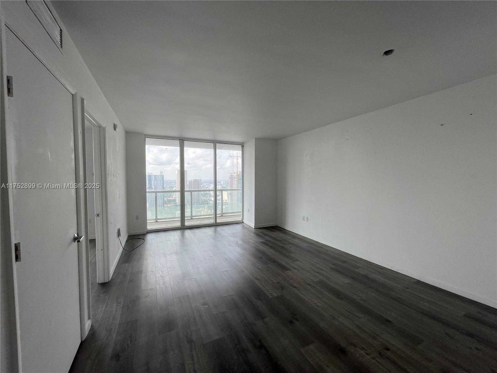 Small Image of 50 BISCAYNE BLVD #4105, Miami Number 10