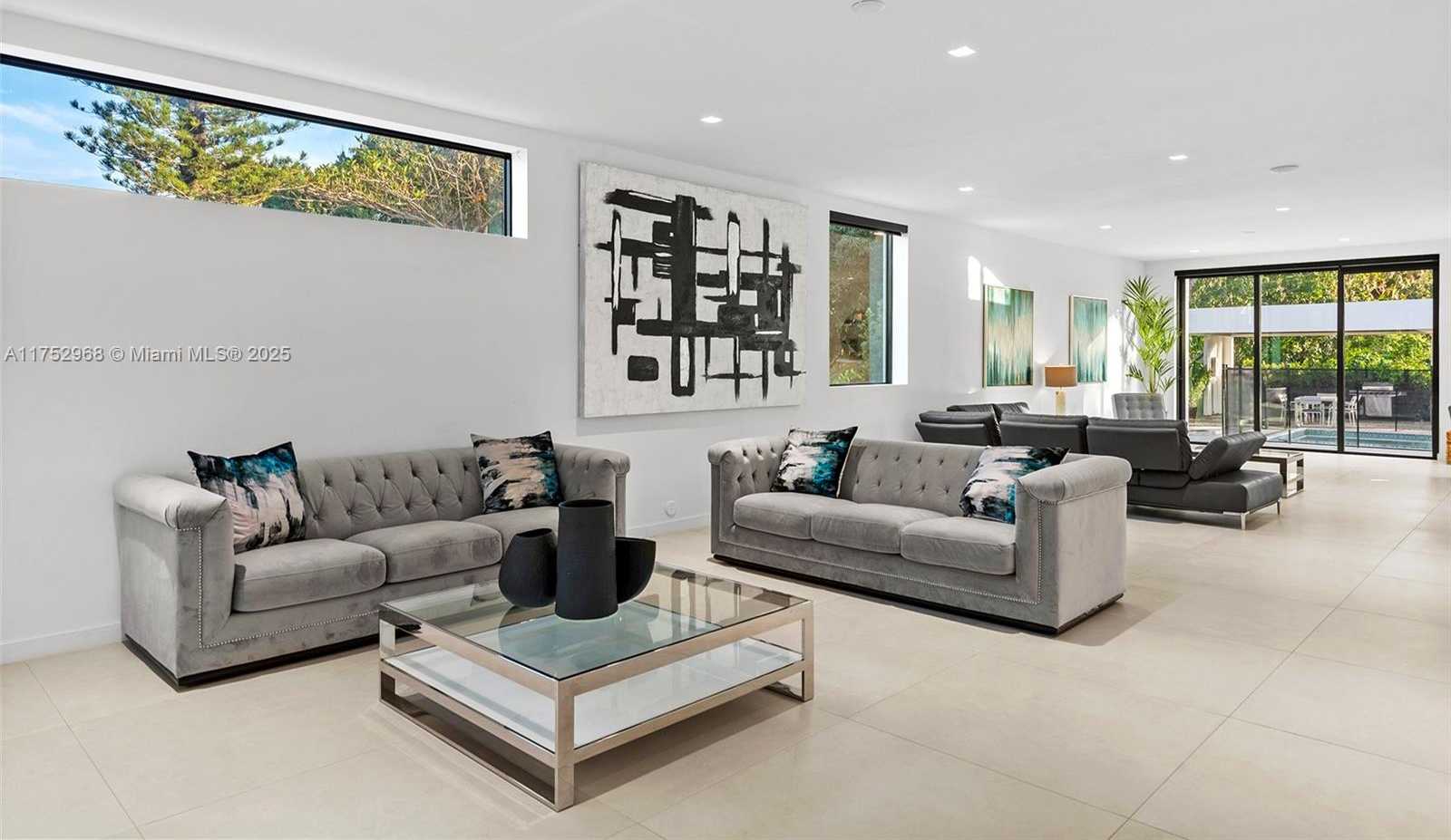 Small Image of 2572 NORTH EAST 182ND TER, North Miami Beach Number 8