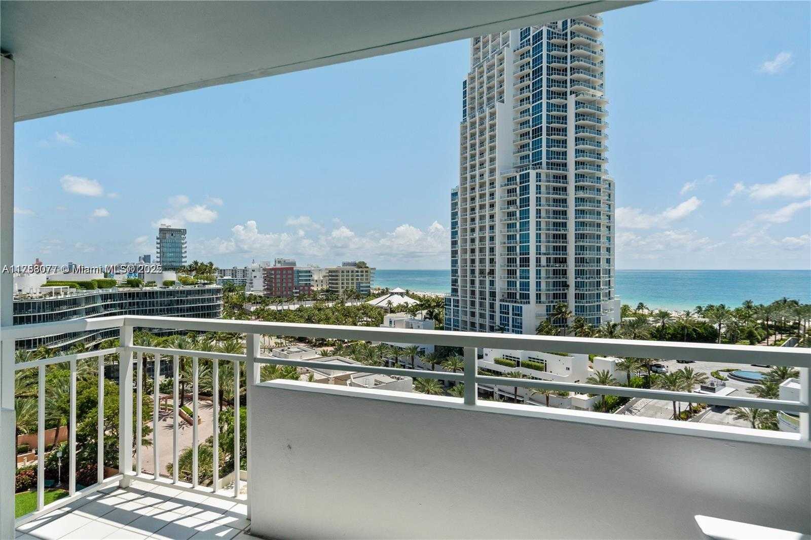 Small Image of 400 SOUTH POINTE DR #1102, Miami Beach Number 10