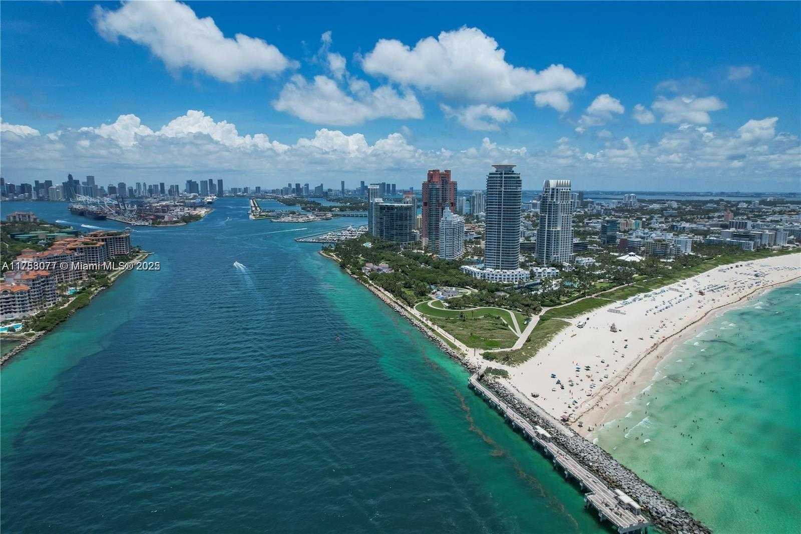 Small Image of 400 SOUTH POINTE DR #1102, Miami Beach Number 20
