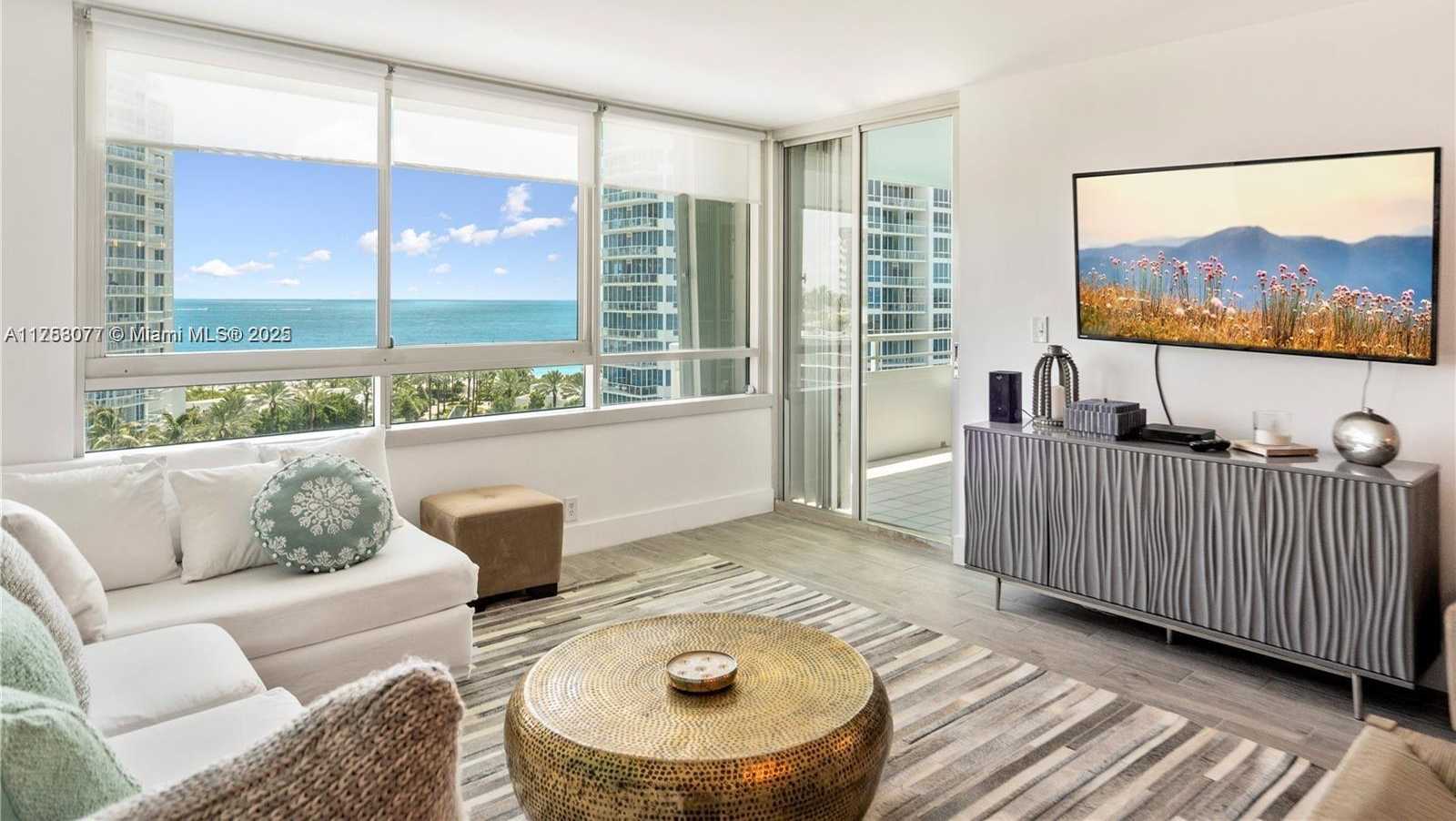 Small Image of 400 SOUTH POINTE DR #1102, Miami Beach Number 8