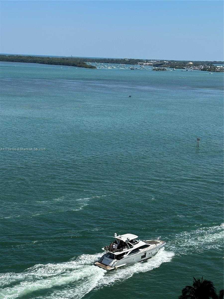 Small Image of 770 CLAUGHTON ISLAND DR #1708, Miami Number 28