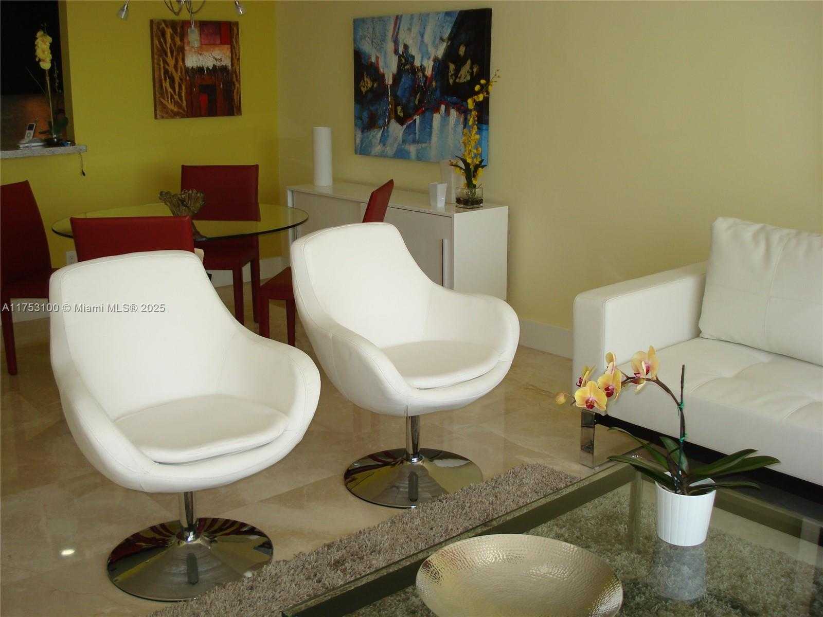 Small Image of 770 CLAUGHTON ISLAND DR #1708, Miami Number 7