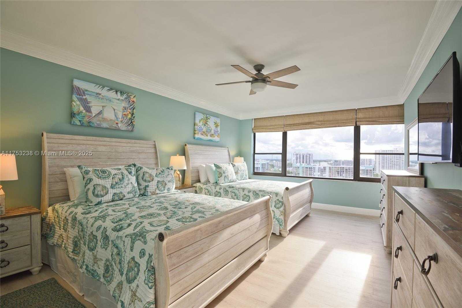 Small Image of 3505 SOUTH OCEAN DR #1505, Hollywood Number 8
